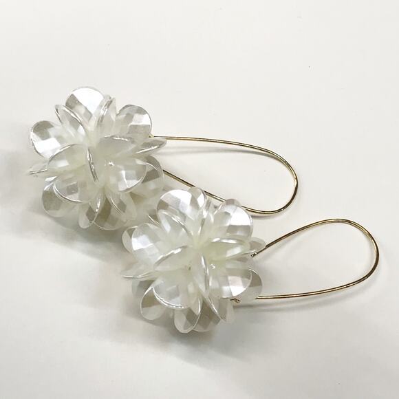 Elegant Cluster Earrings Jewelry Gift For Women White Flower Ball Drop Cluster - Picture 10 of 10